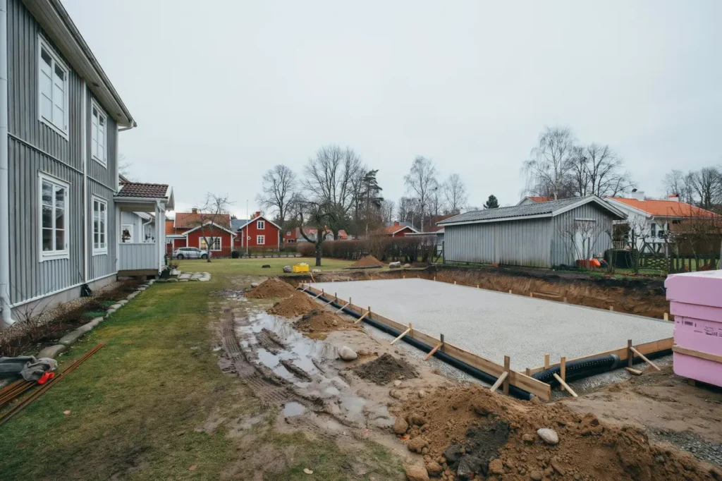 s planerar du en husgrund f r utbyggnad markarbete isolering och vanliga misstag att undvika